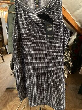 Adrianna Papell Grey White Polka Dot Sleeveless top